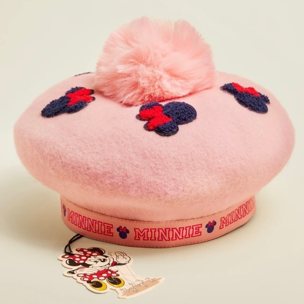 Minnie Mouse Pom Beret